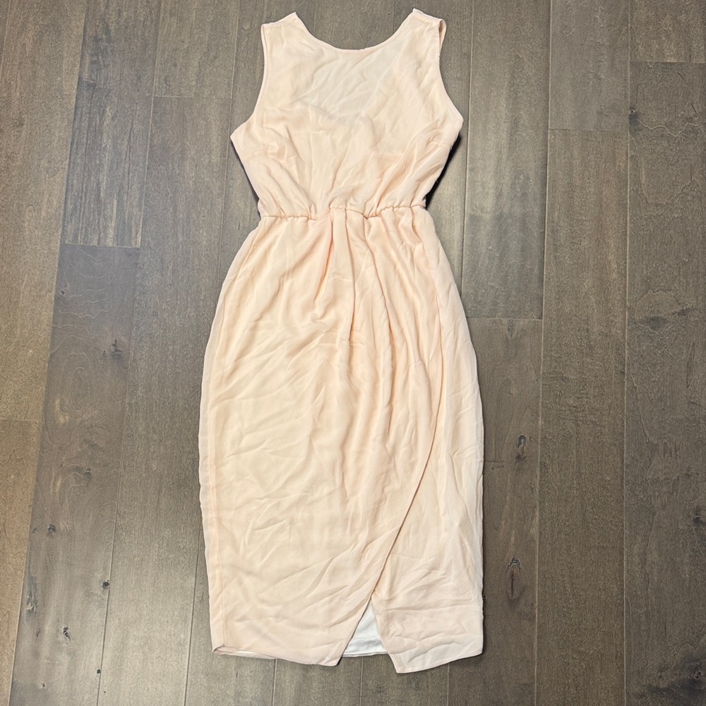 TFNC Soft Pink Midi Dress